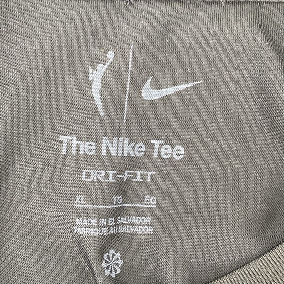 Nike WNBA Seattle Storm Basketball Tee Shirt Men’s XL NWT - Picture 5 of 10